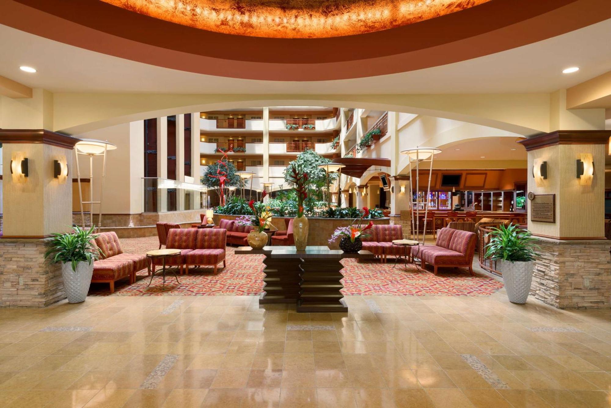 Embassy Suites Norman Hotel y Centro de Conferencias Exterior foto