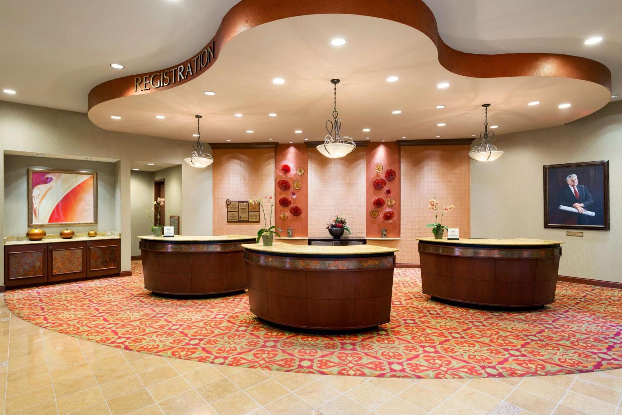 Embassy Suites Norman Hotel y Centro de Conferencias Exterior foto